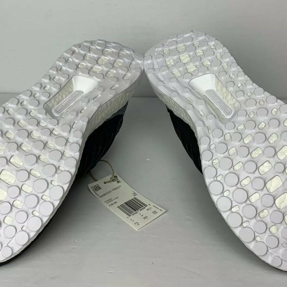 Adidas ultraBOOST Parley Men’s Running Shoe F36190 - Picture 6 of 6